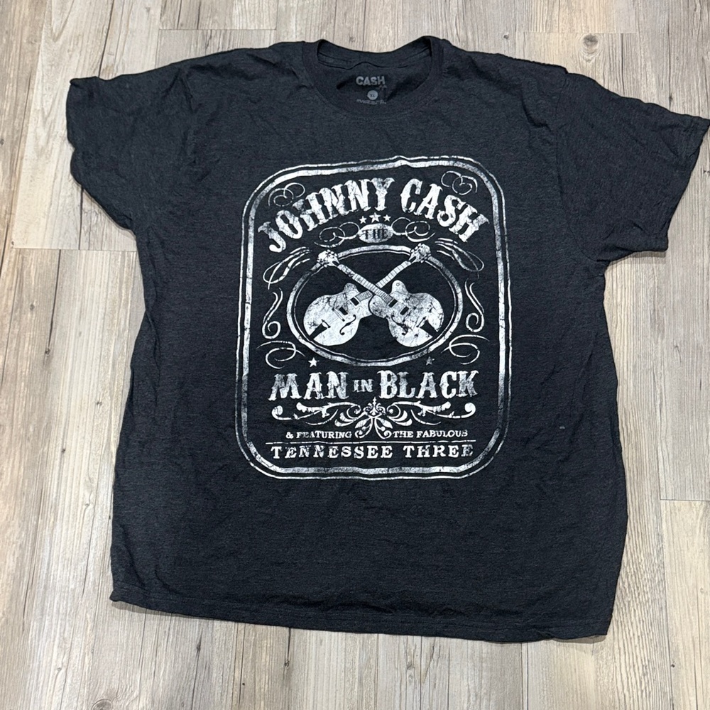 MENS JOHNNY CASH T SHIRT XL
